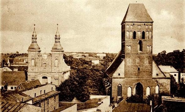 Bazylika pw. Ścięcia Św. Jana Chrzciciela (Fotografia z 1918 r.)