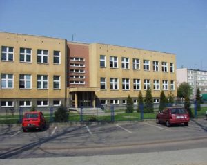 Modernizacja dachu Gimnazjum Nr 1 w Chojnicach