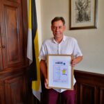 Burmistrz Arseniusz Finster z wyróżnieniem w konkursie Asy Samorządu 2022 fot. I. Szyca