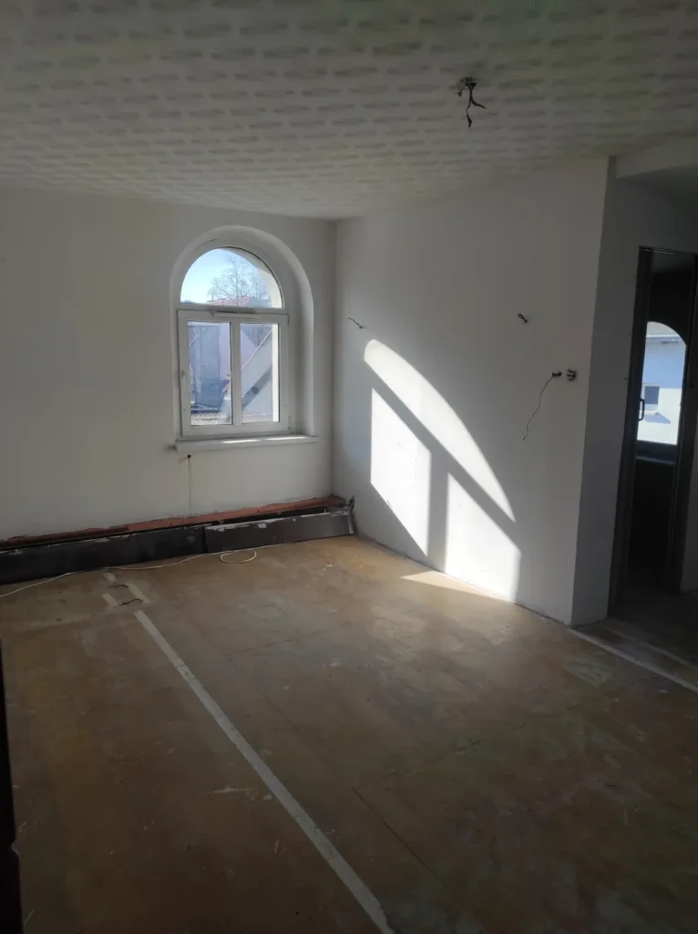 Pokój 2 w mieszkaniu na ul. Pietruszkowej 6/6