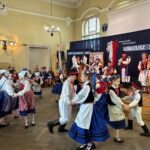 Występ Zespołu Pieśni i Tańca "Bławatki"