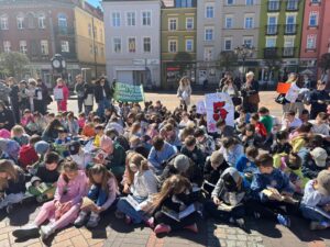 Próba pobicia rekordu w czytaniu na Starym Rynku