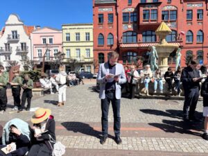 Próba pobicia rekordu w czytaniu na Starym Rynku