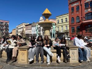 Próba pobicia rekordu w czytaniu na Starym Rynku