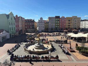 Próba pobicia rekordu w czytaniu na Starym Rynku