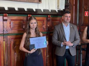 Wręczenie Nagród Burmistrza dla najzdolniejszych uczniów