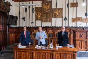 Nagrody Burmistrza Chojnic dla nauczycieli z okazji Dnia Edukacji Narodowej